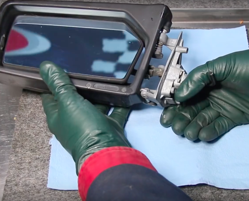 Why You Should Lubricate Your Outside Rear View Mirror W126 Driver's